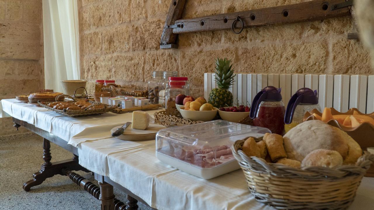 B&B La Vecchia Corte トリカーゼ エクステリア 写真